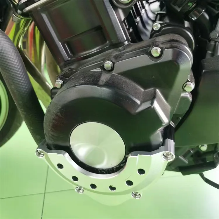 Suitable for Kawasaki Z900/Z900RS modified engine engine fall protection cover protective cover CNC aluminum alloy