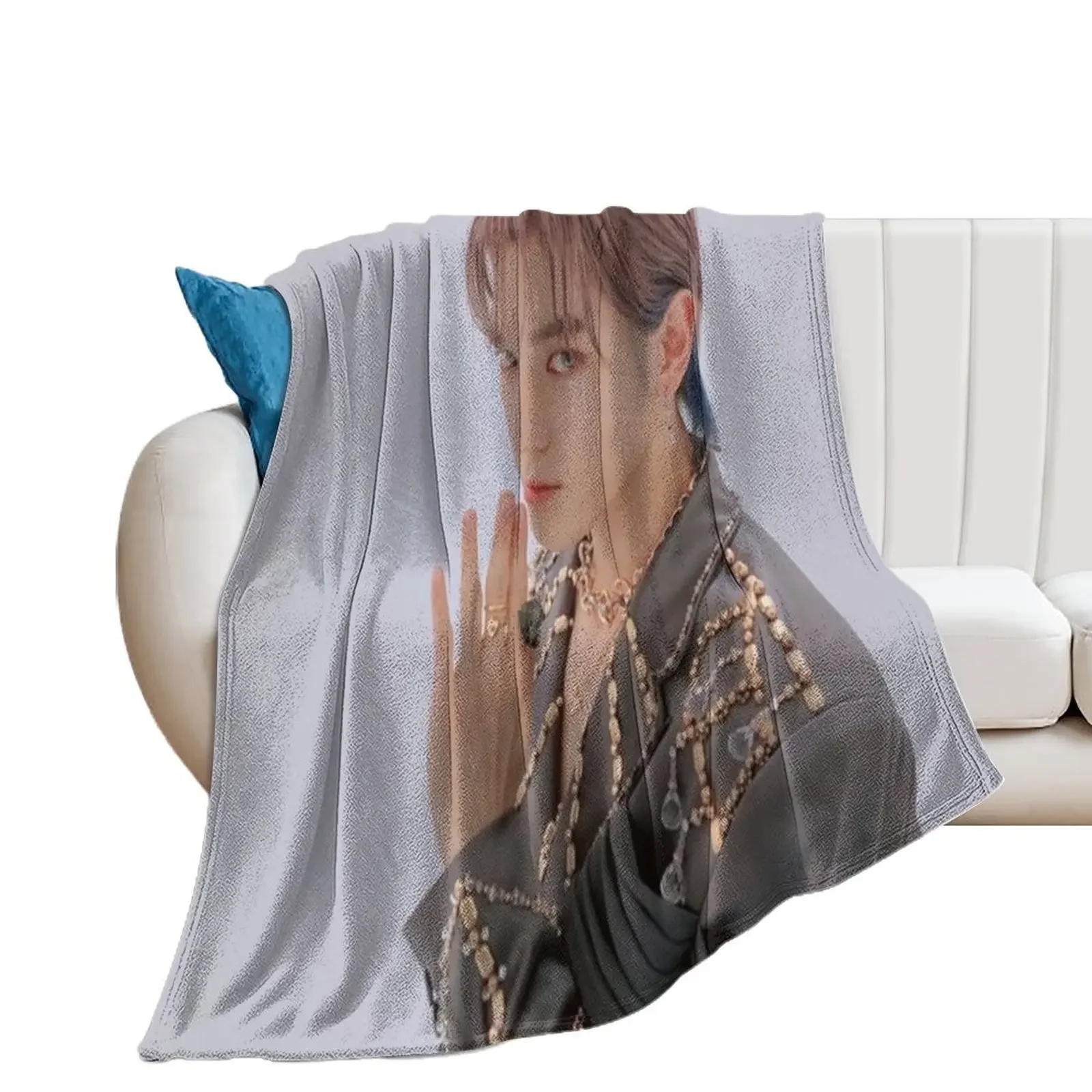 taeyong Throw Blanket Luxury Brand for babies Thin Polar Blankets