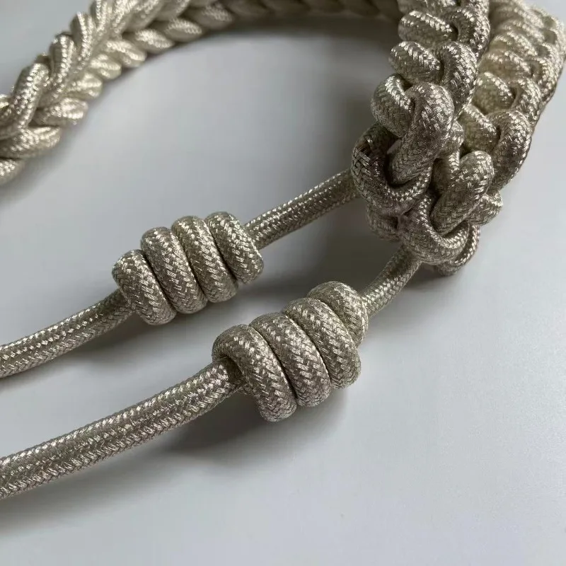Uniforme militare Aiguillette Cord Abito cerimoniale Spalla Corda intrecciata Aguillette Accessori per guardia d'onore Oro/Argento