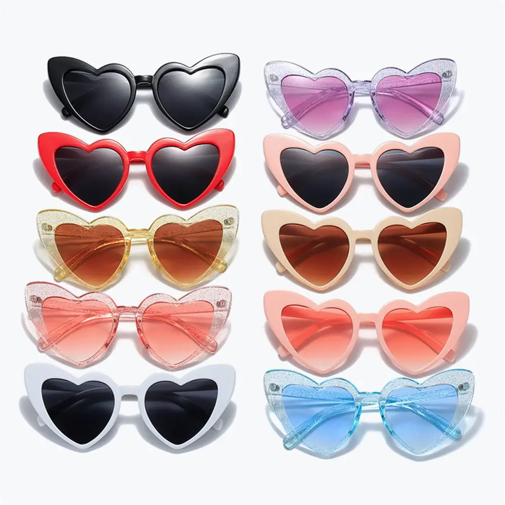 Heart Shaped Sunglasses Women Fashion Personality Large Frame Glitter Love Sunglasses UV400 Eyewear Summer Beach Glasses