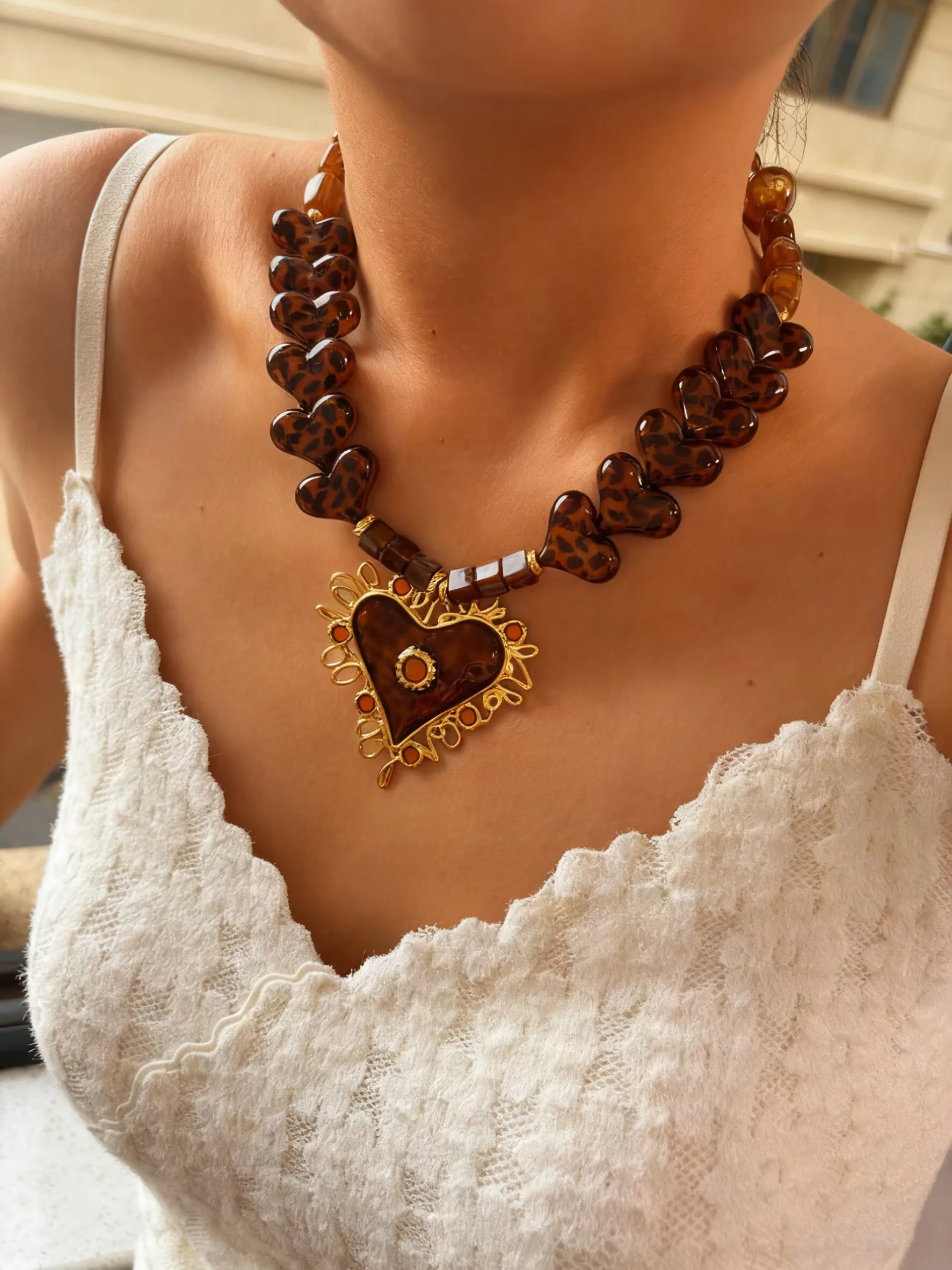 Peri'sBox المألوف اليدوية الحب الراتنج المينا قلادة مطرز قلادة الخريف الشتاء شخصية سحر المرأة مجوهرات هدايا