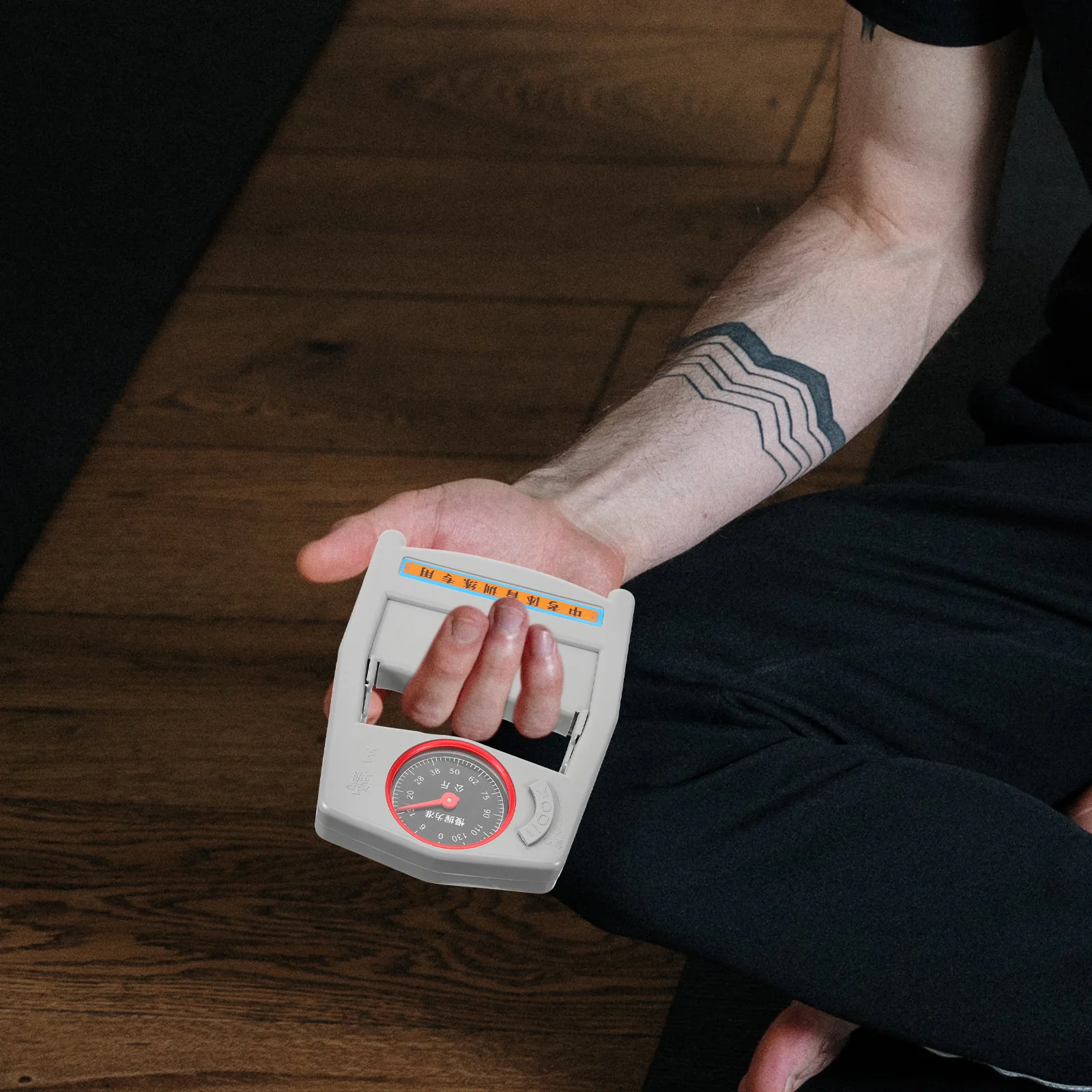 

Hand Grip Dynamometer Accurate Strength Measurement Tool for Sports Enthusiasts Drummers Guitar Players Reusable Hand Training