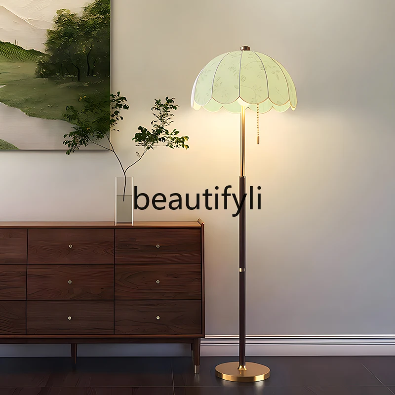 

Simple wabi style French American retro solid wood medieval living room bedside tea room vertical decoration