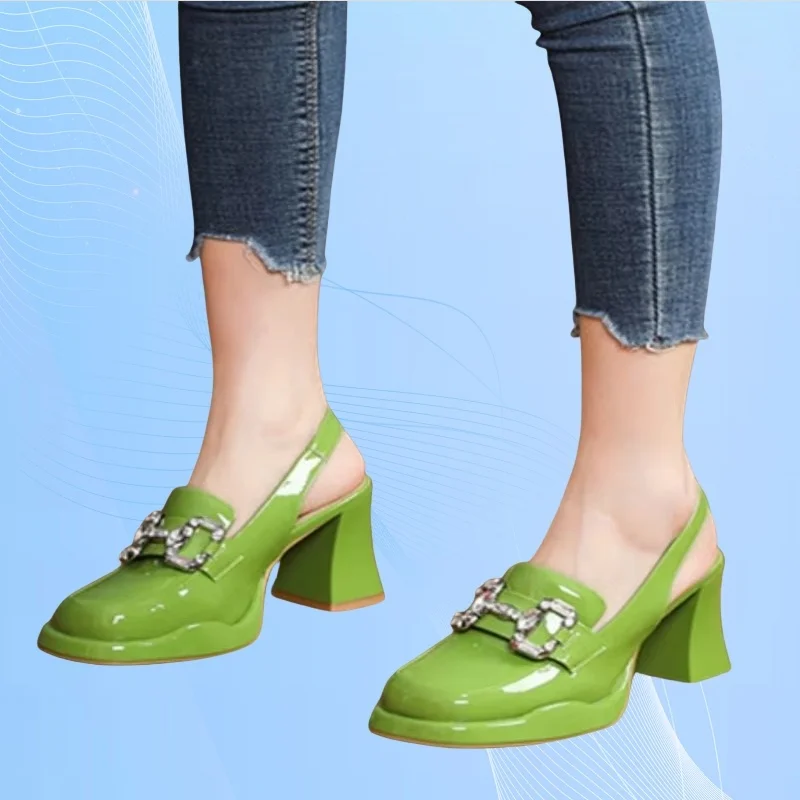 

Fashionable Lightweight Wear Comfortable Women's Shoes Summer New Baotou Chunky Heels Diamond Banquet High-heeled Sandals