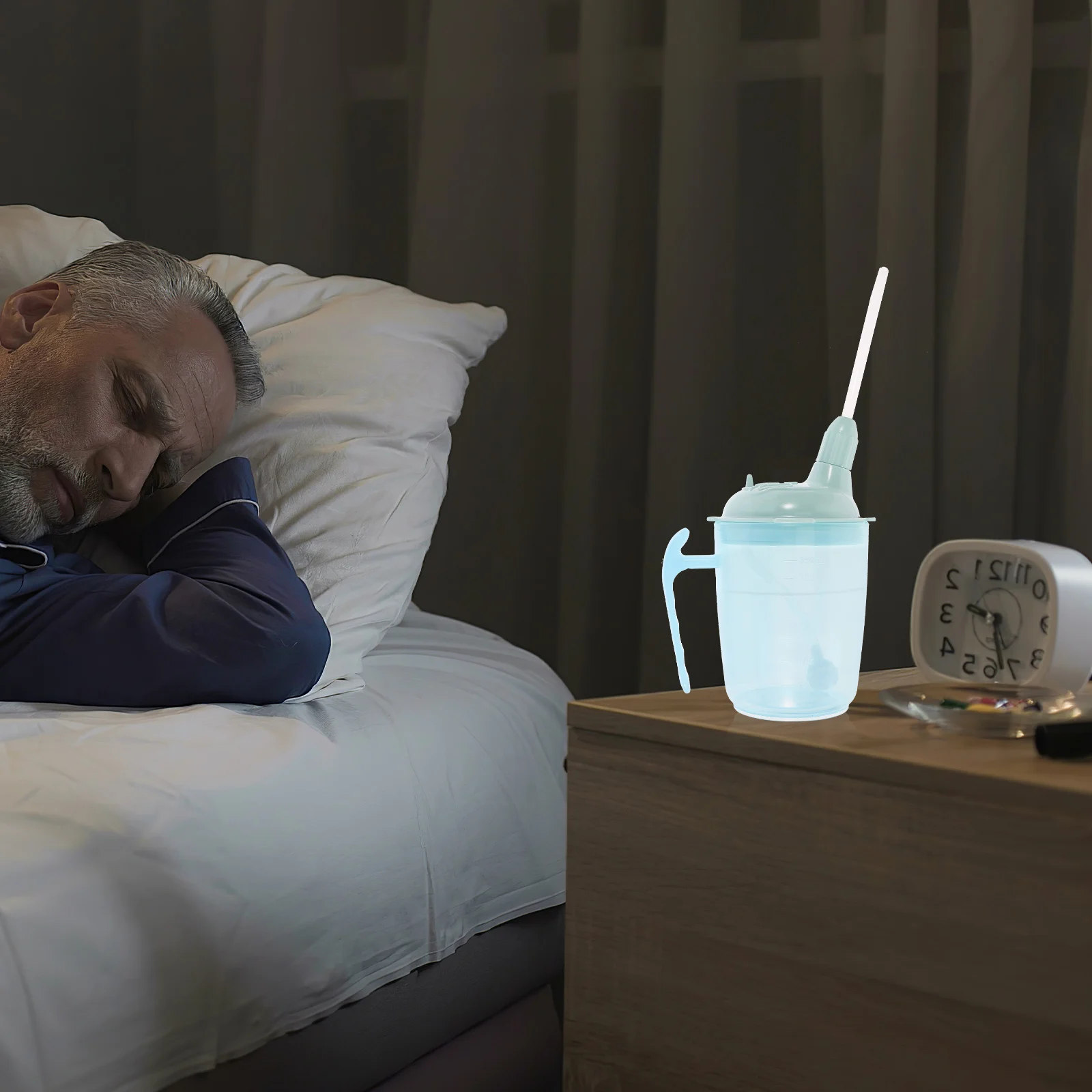 

Leakproof Anti-Spill Sippy Cup For Adults Elderly Disabled Patients Durable Drinking Mug With Straw Hospital Bed Use Portable