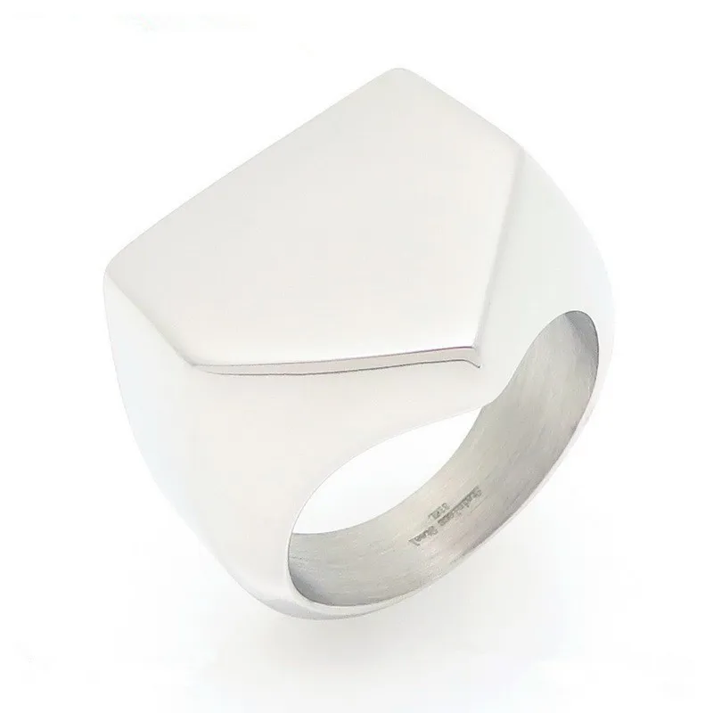 Simple and individual pyramid-shaped smooth stainless steel men's ring