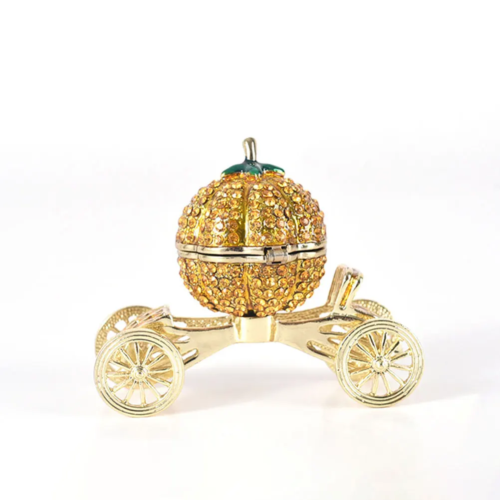 

Unique Pumpkin Car Jewelry Box Vintage Desktop nament Alloy Storage Case for Ring Earring Proposal Wedding Gift Compact Design