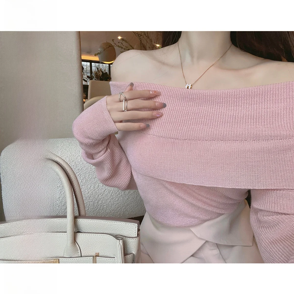 

CCZEE Весенний мятный свитер Pure Desire Slim One Shoulder для женщин, мягкий тонкий вязаный свитер с одним открытым плечом, длинный рукав, 100% хлопок, стандартный крой.