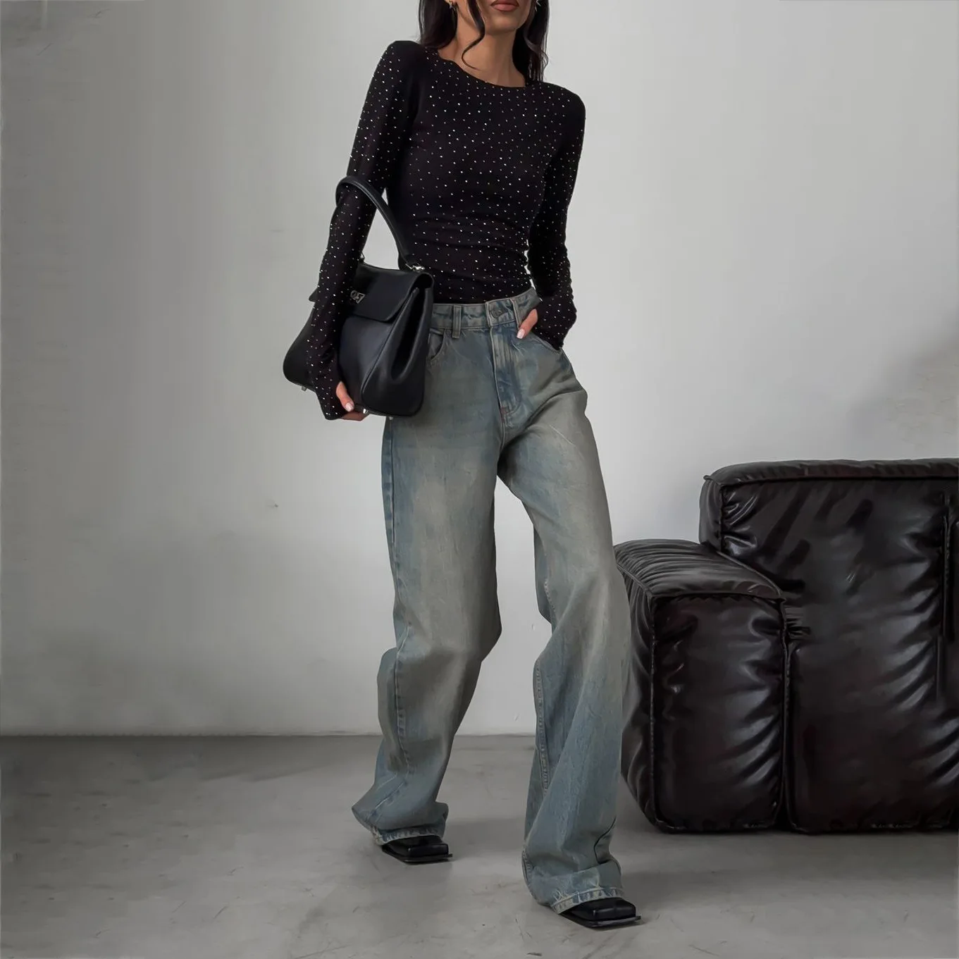 Haut noir Baddie délicat pour femmes, tricot extensible, col rond, manches longues, strass complets, ajusté, décontracté, nouvelle collection printemps 2026