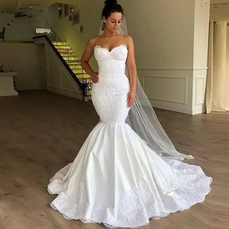 Vestido de novia de sirena africana personalizado, cuello de espagueti con cordones, vestidos de novia elegantes de talla grande, Apliques de encaje, Vestido blanco