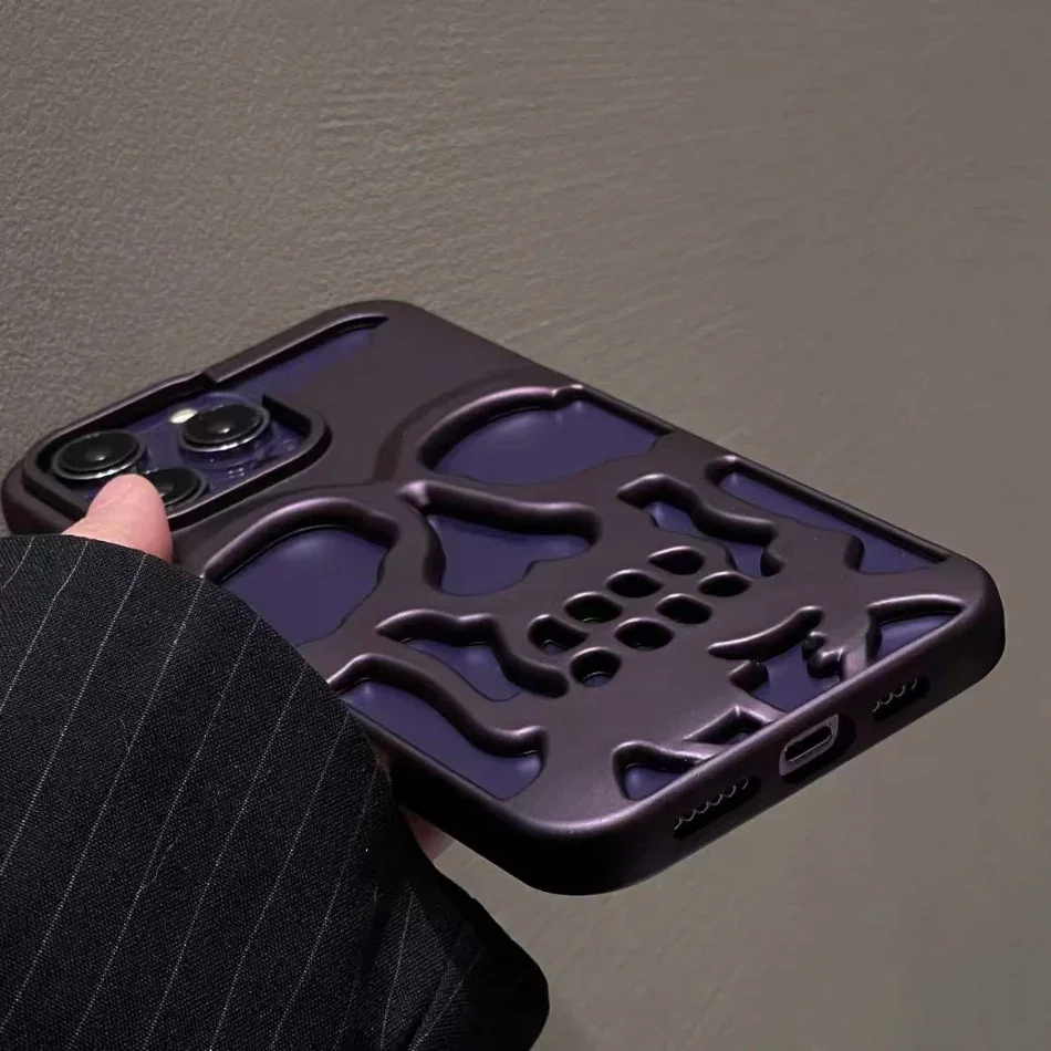 Hohle Skelett-Schädel-Handyhülle für iPhone Air 17 16 15 14 13 12 18 Pro Max Plus 18Pro 17ProMax Stoßfeste Matte Rückseite – Detail 8