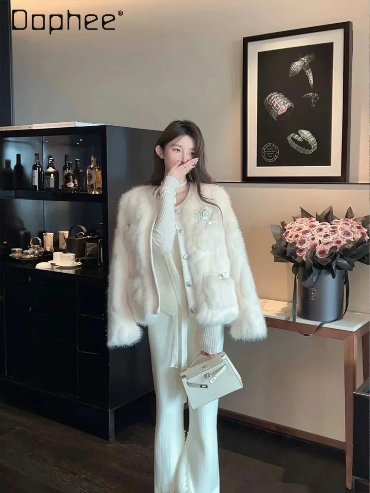 อารมณ์สง่างามเป็นมิตรกับสิ่งแวดล้อมขนสัตว์สั้นหวานรอบคอ Single-breasted Faux FUR หนา WARM Plush JACKET