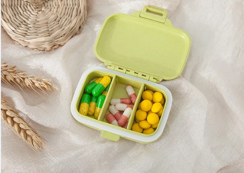 Medicine Box Straw Wheat Portable 3 Grid Mini Pills Tablets Portable Sealed Bottle Storage