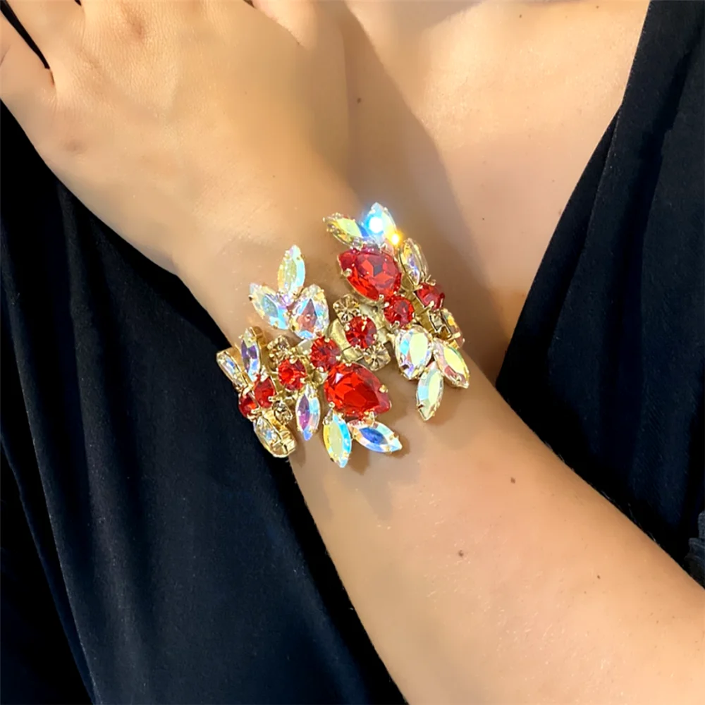1pc xquisite Shiny Multicolor Rhinestone Bracelet Jewelry Women\'s Luxury Wedding Party Bracelet Fashion Crystal Jewelry Bracelet