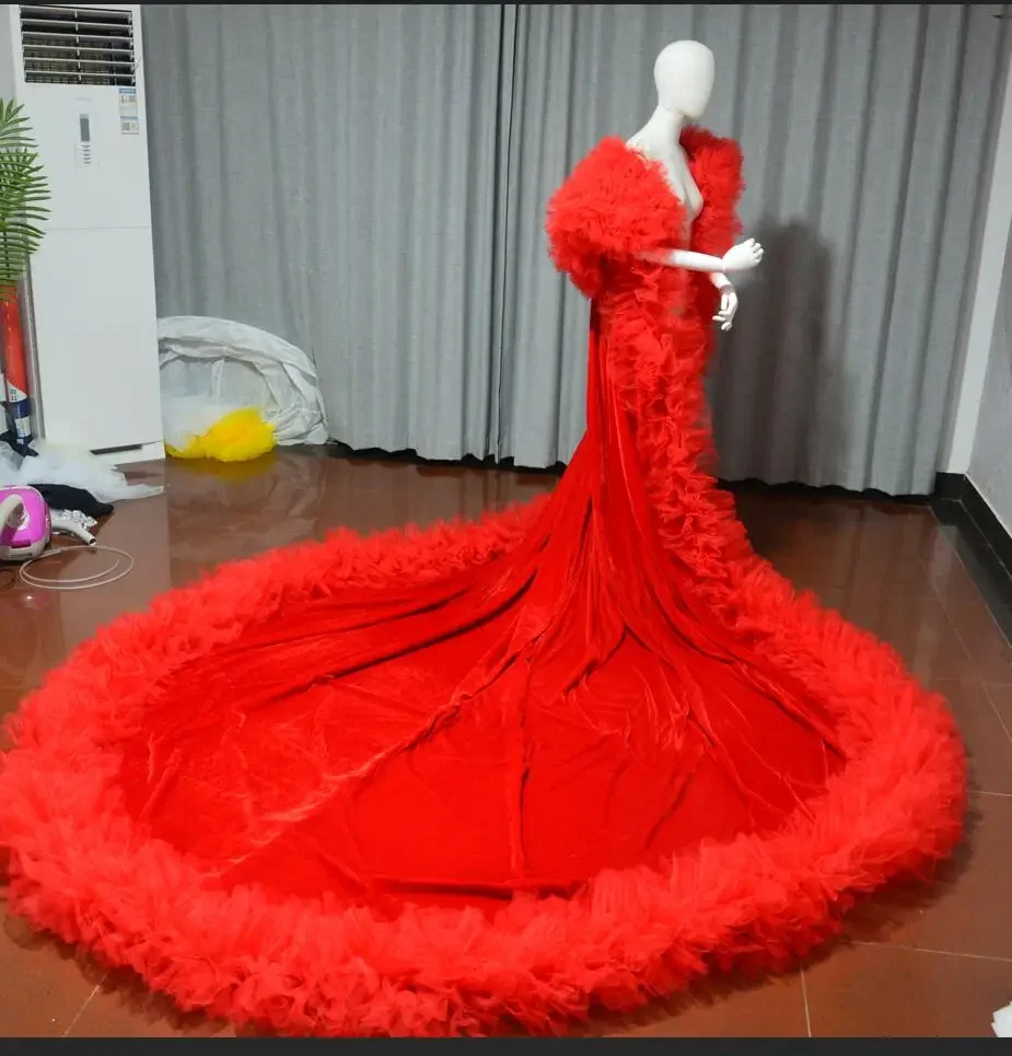 Boda, desfile de belleza, fiesta, moda, escenario, tul, borde plisado con volantes, capa de catedral de terciopelo, Chaqueta larga sin mangas, color personalizado