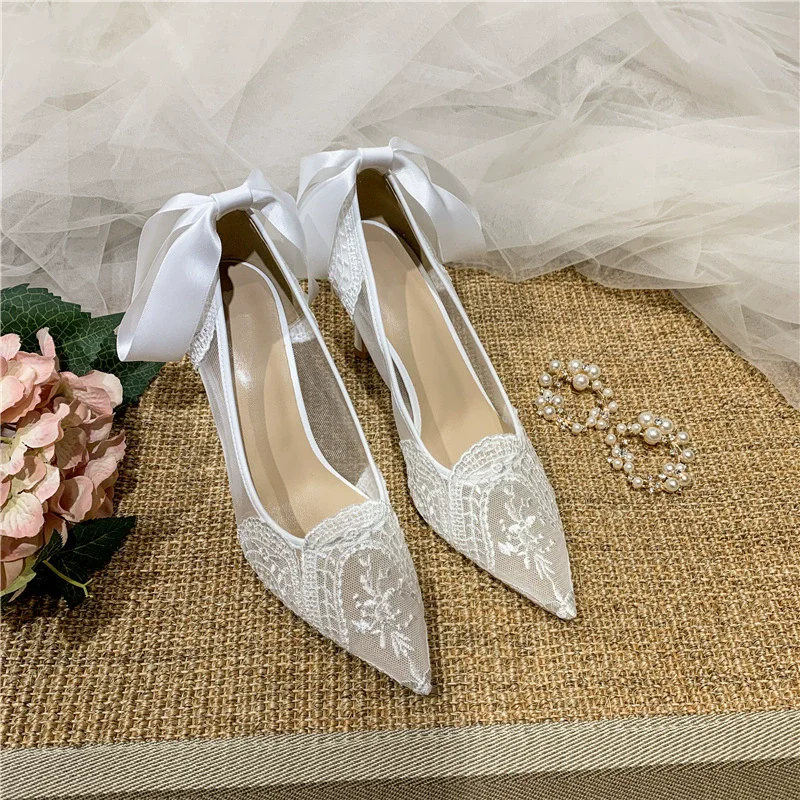 

Spring and summer new pointed shallow pearl lace mesh wedding shoes ribbon bow thin high-heeled banquet dress women's sandals