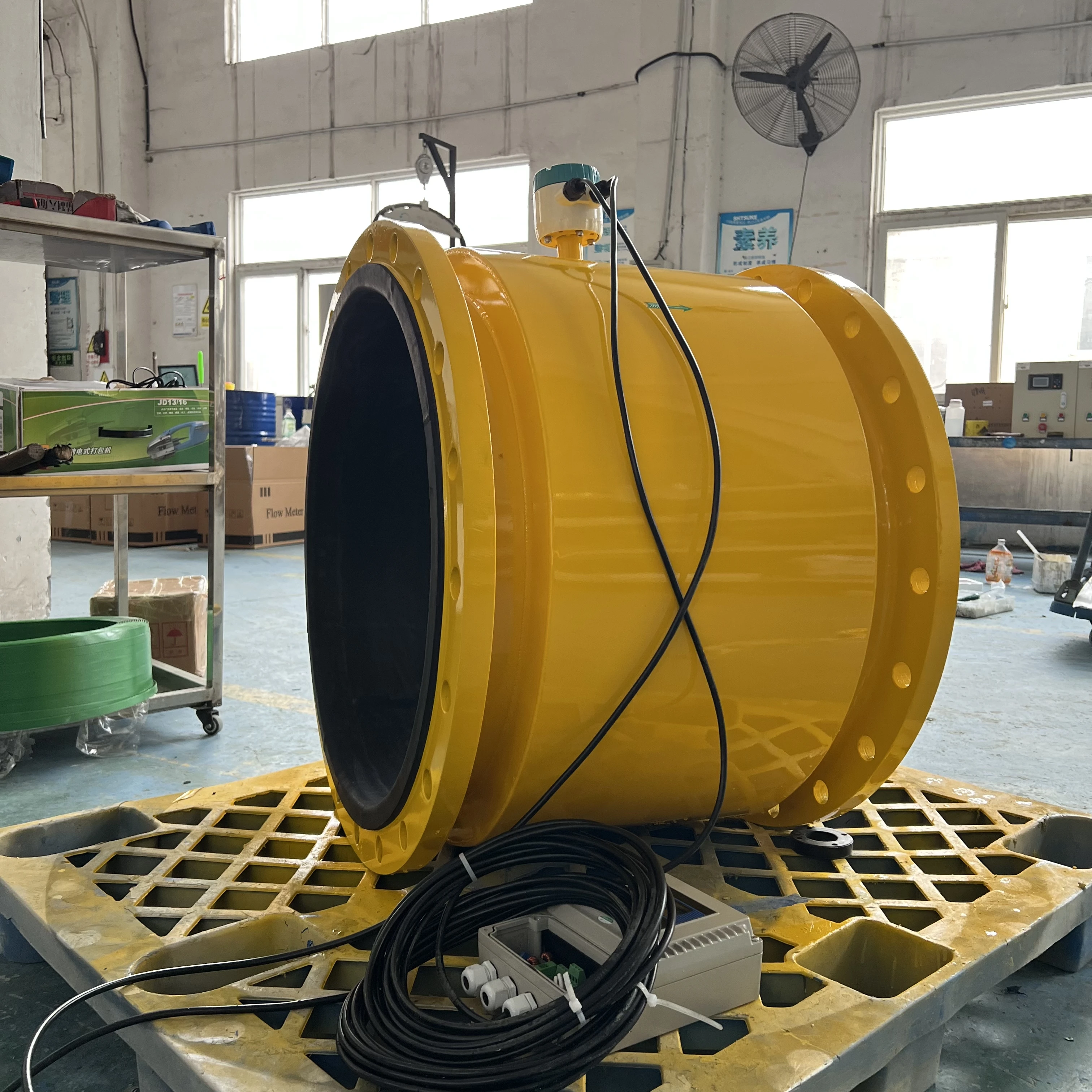 Flange Connection Battery 3.6V 24VDC Irrigation Carbon SUS304 Remote Type Electromagnetic Flow Meter for Conductive Liquid