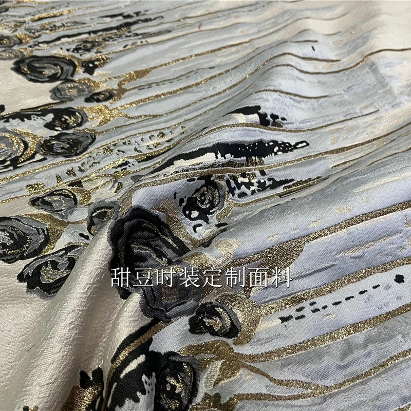 Gold Silk Yarn-dyed Jacquard Fabric European American Rose Dress Trench Coat Fashion Design Diy Sewing Wholesale Material Cloth