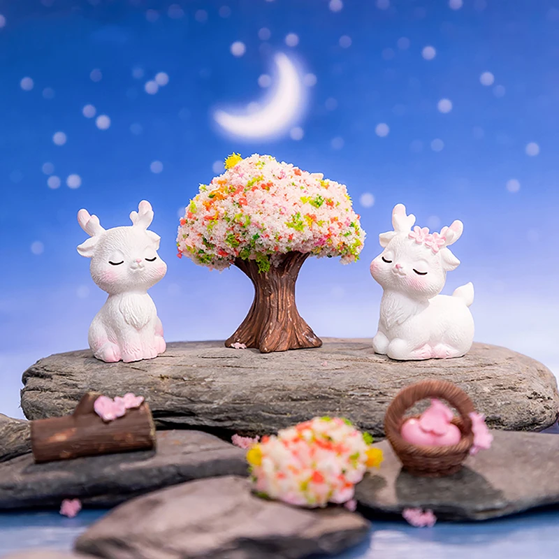 Kawaii Mini Pink Deer Trees Fruit Baskets Apples Statue Micro Landscape Home Desktop Car Ornaments Desktop Resin Small Ornaments