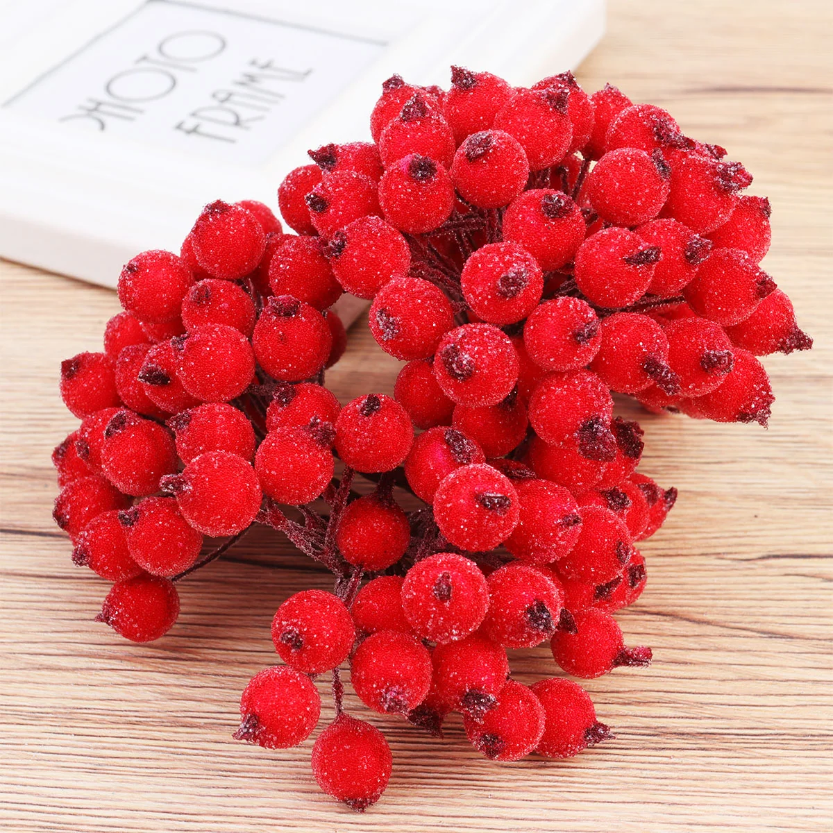 400 Pcs Christmas Ornaments Berry Imitation Wedding Holiday Decor DIY Garland Accessories Artificial Red Berries Foam