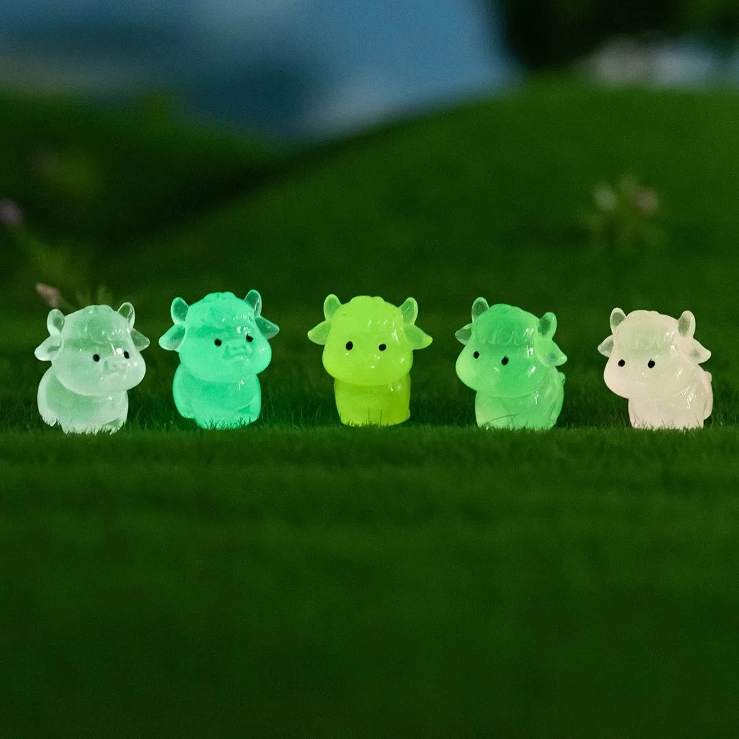 6 قطعة مضيئة صغيرة الياك صغيرة الراتنج الماشية ليتل ياك التماثيل السائبة لدمية زخرفة مايكرو حديقة Crafts بها بنفسك الحرف ديكور