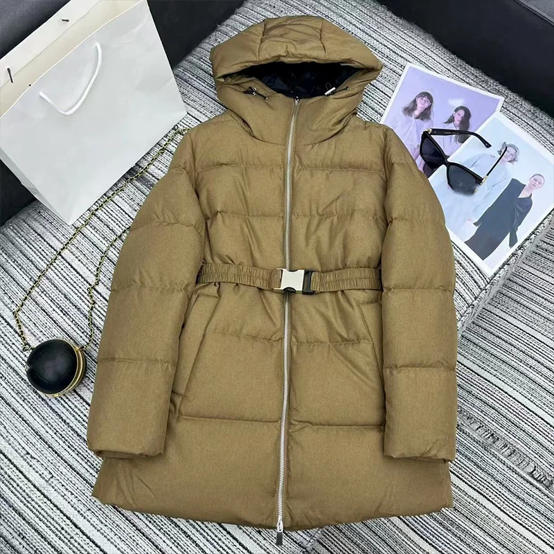 جودة عالية الأبيض أوزة أسفل سترة المرأة الشتاء معطف مقنع في منتصف طول مع الرباط ملابس كاجوال 25121133 #2