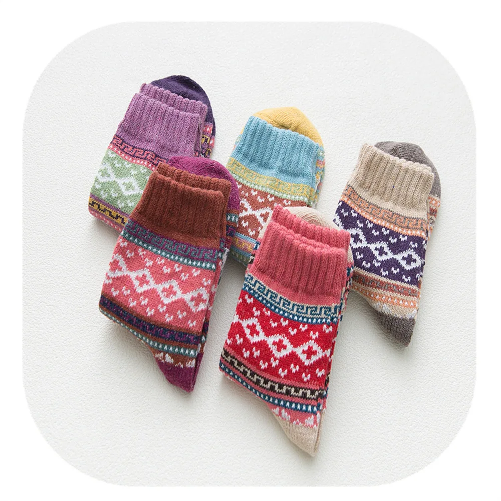 Thickened Winter Plaid Retro Thick Line Warm Cotton Socks Ethnic Style Mid Calf Socks For Women Men Couple Autumn Winter Daily - view 4