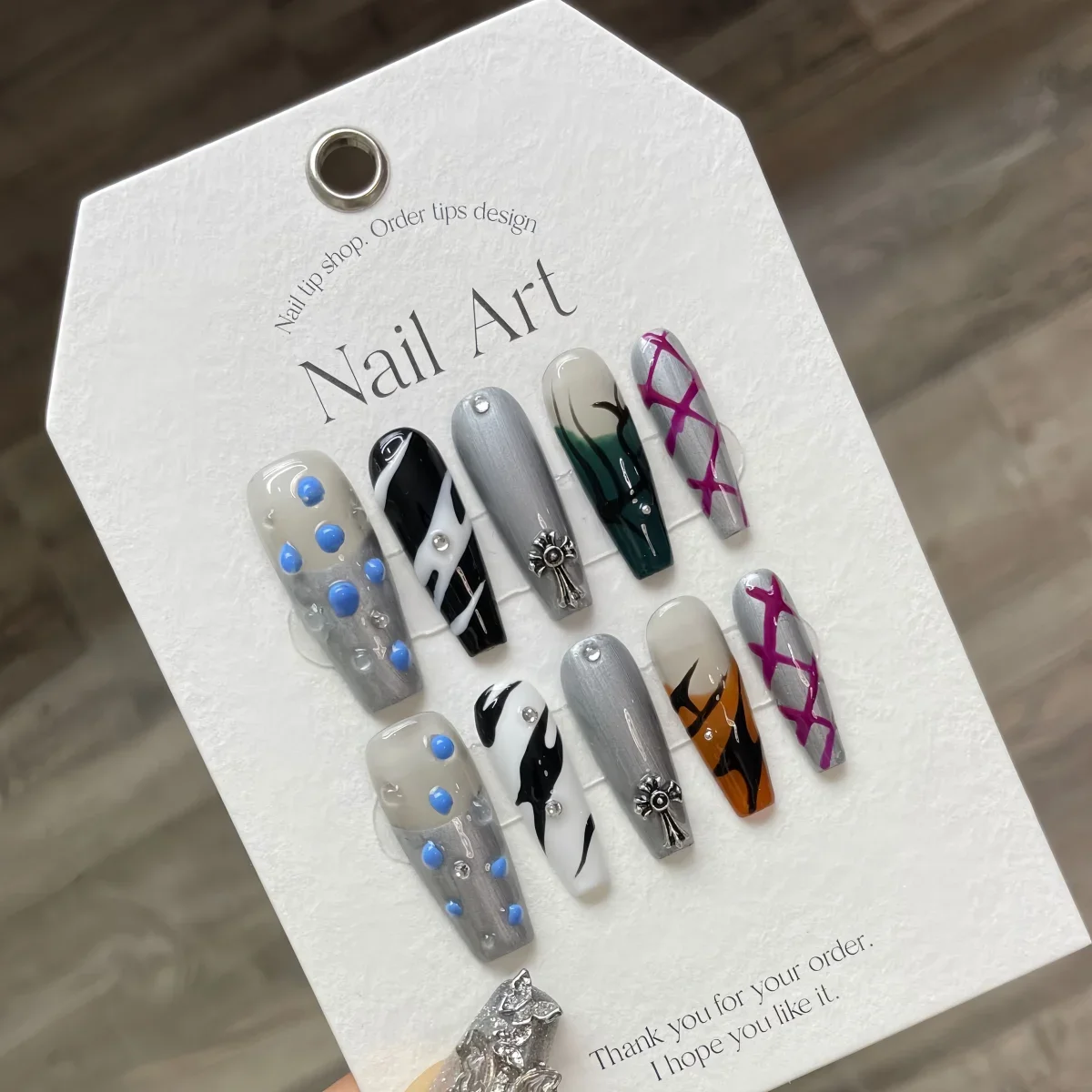 [Animal World] Hand-painted Exaggerated Hand-worn Armor European and American Cyberpunk Fake Nail Disassembly Finished Nail Art