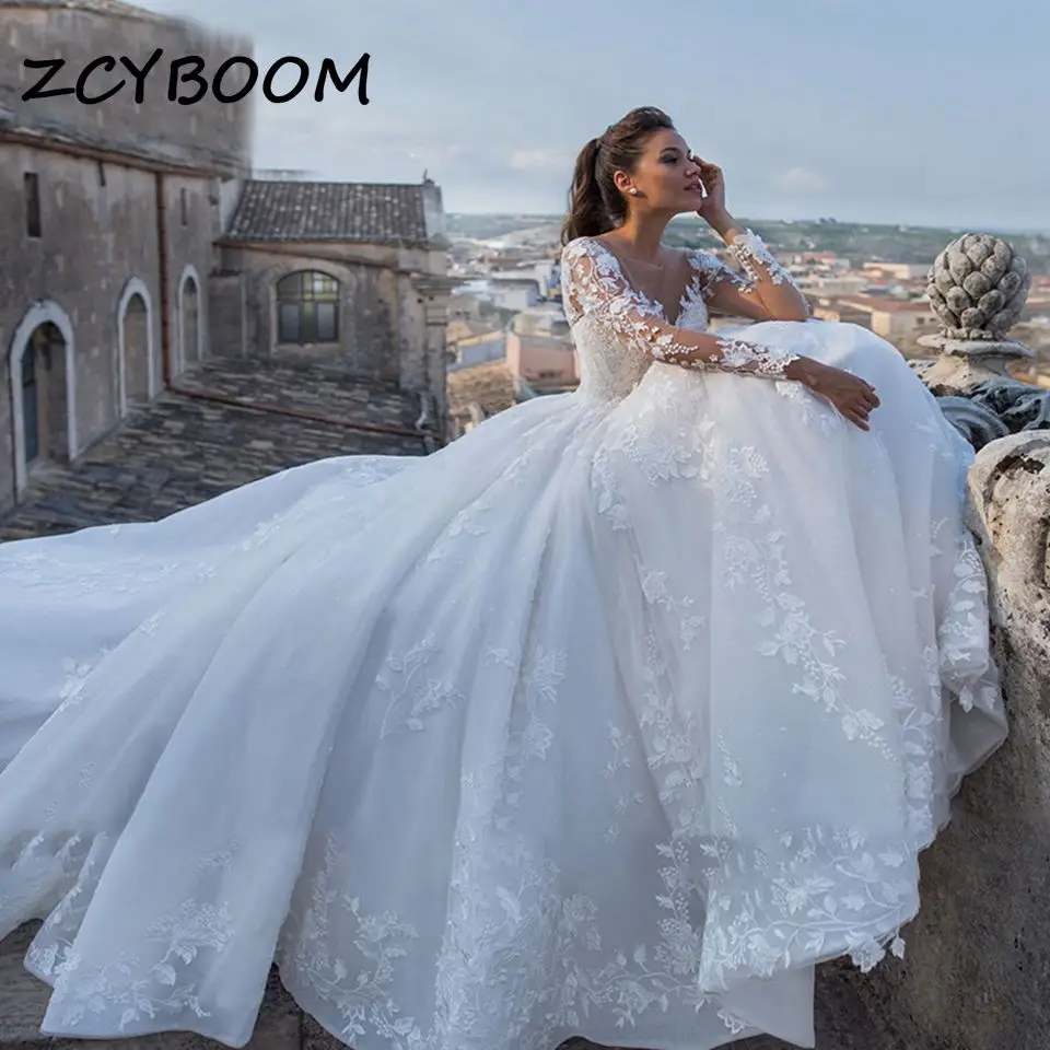 Customized Romantic Wedding Dress Lace Appliques Sexy Sweetheart Bridal Gowns Backless Short Sleeves Floor Length Robe de Mariee