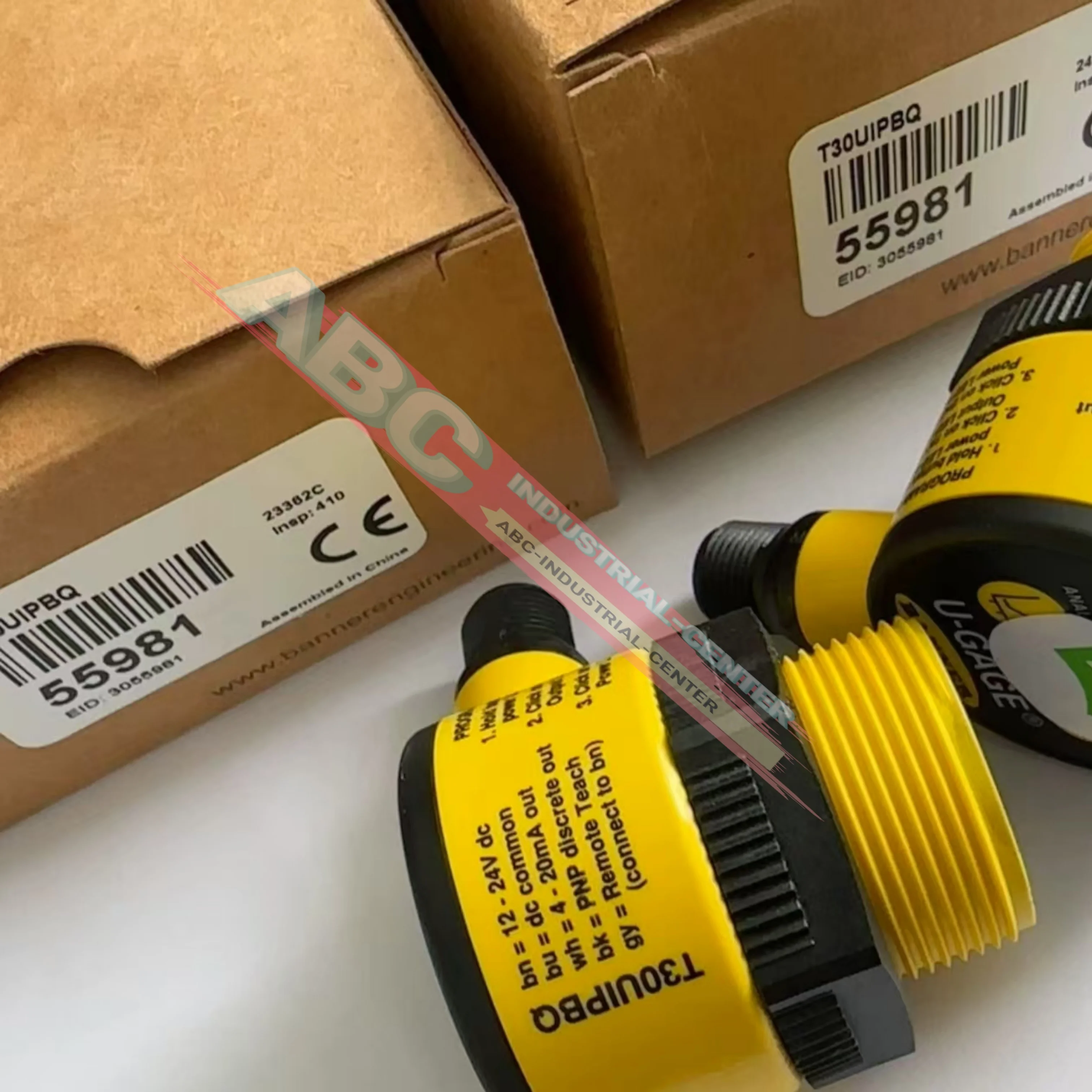 T30UXDC T30UXIA مستشعر بالموجات فوق الصوتية العلامة التجارية الجديدة