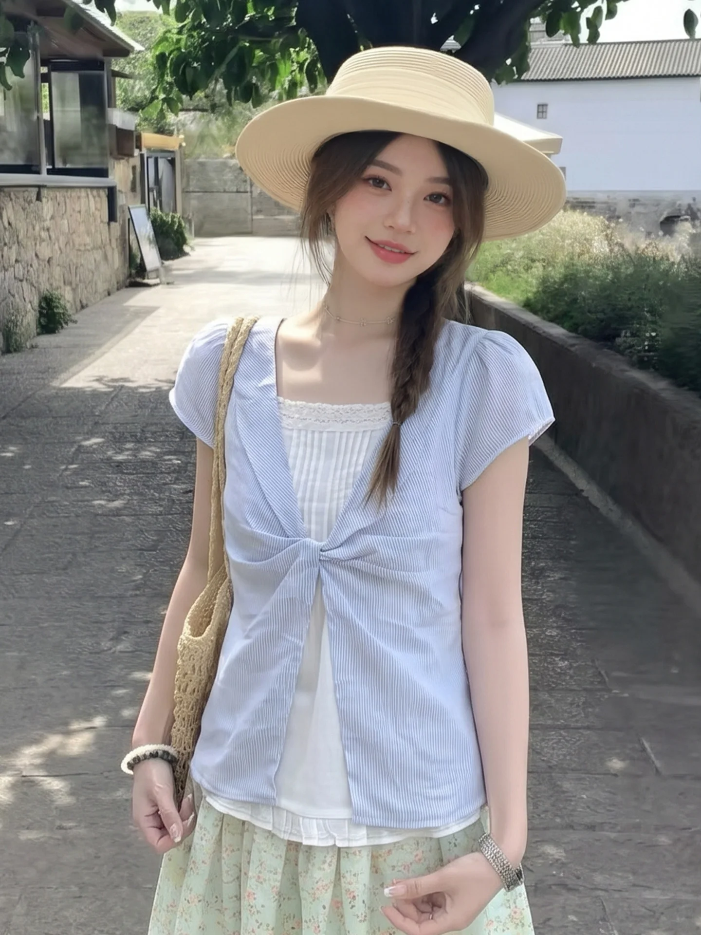 

Korean Style Sweet Atmosphere Sense Fake Two-Piece Short Sleeve Lace Splice Short Women's Shirt Summer Design Citywalk