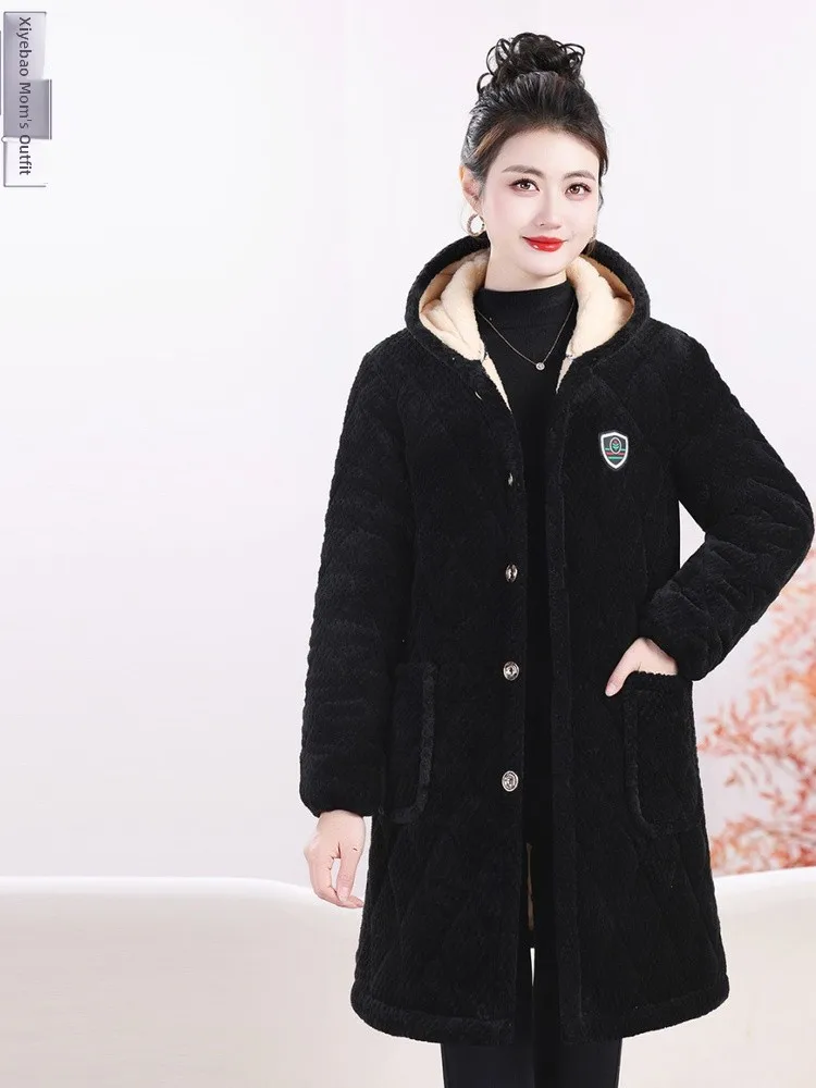 

Утепленная хлопковая куртка с капюшоном на флисовой подкладке для женщин среднего и старшего возраста: теплая защита для зимы, модный стиль для поездок на работу