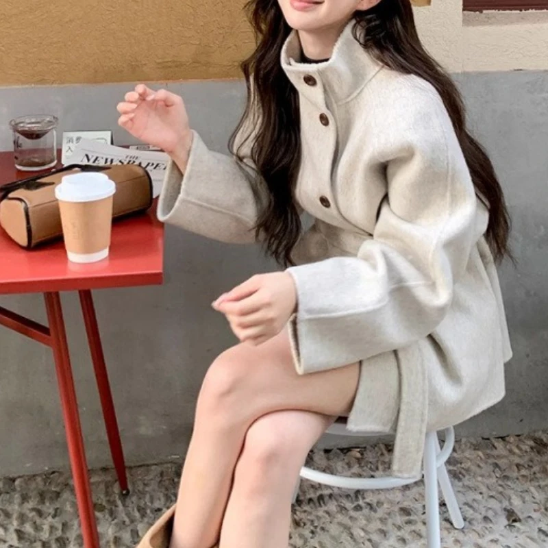 

Oatmeal Woolen Coat Women's 2025 New Autumn and Winter High-end Woolen Jacket Korean Small Loose Top