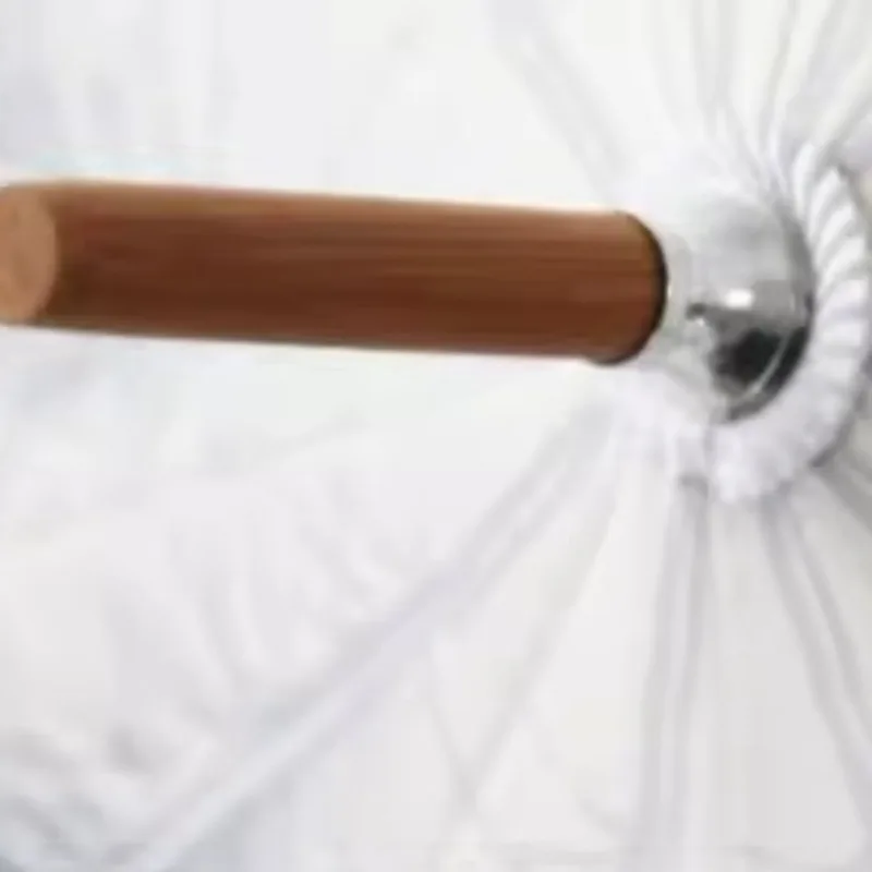 الخيزران خمر المظلات ذات المقبض الطويل الأبيض ريشة قوس المظلات اليدوية مقبض خشبي الشمال بسيط البضائع المنزلية الفنية