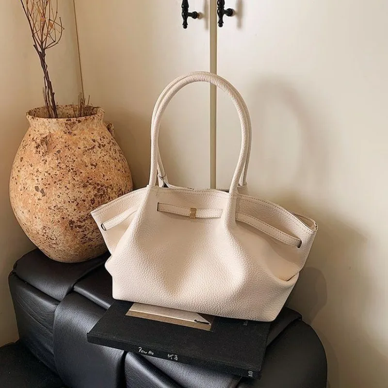 

Женская сумка большой вместимости, новая дорожная сумка с крыльями, высококачественная универсальная зарубежная сумка на плечо, индивидуальная, высокая цена