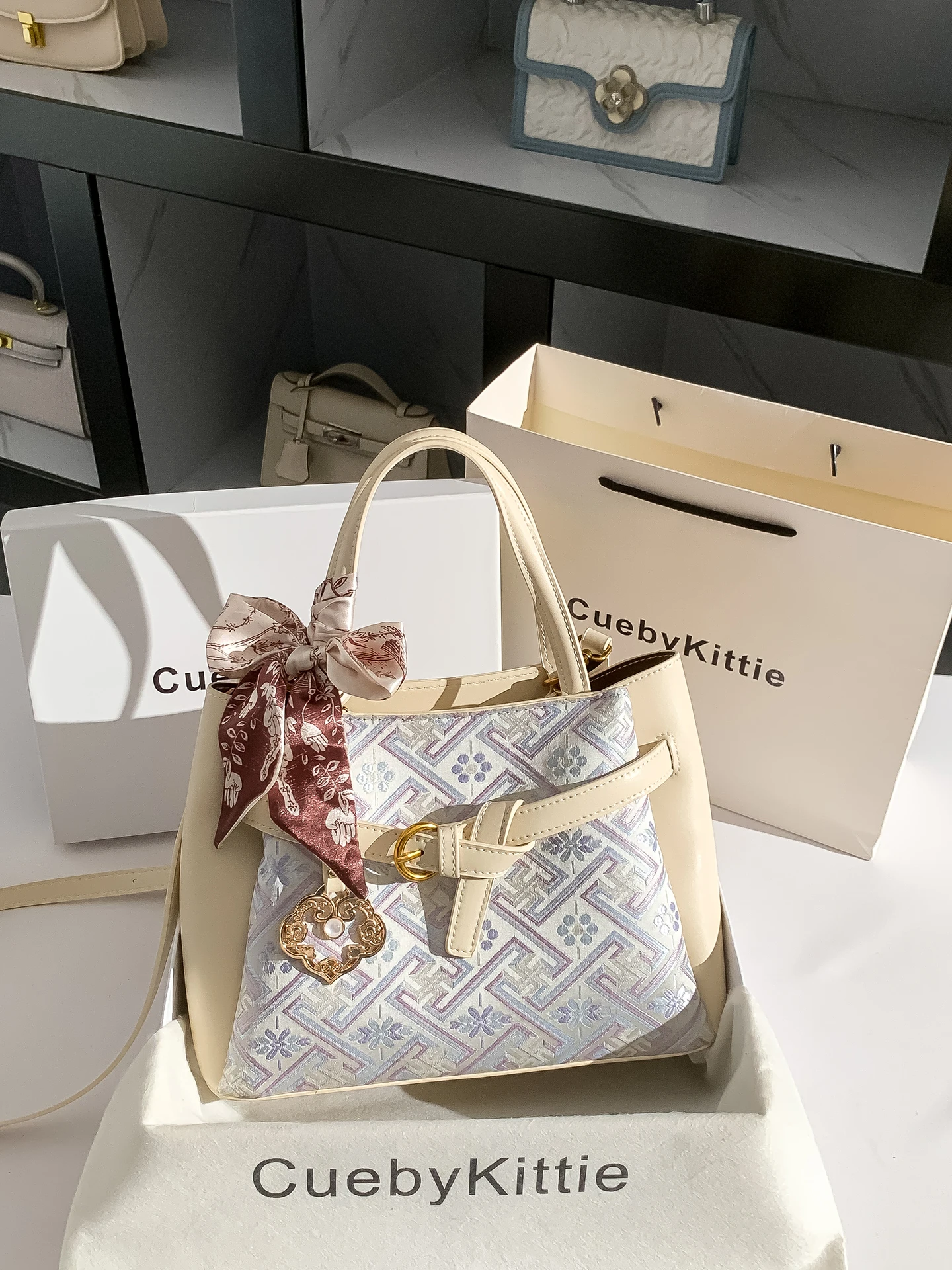 sac-a-bandouliere-pour-femme-cueby-kittie-nouveau-style-2026-tendance-nationale-sac-fourre-tout-song-jin-sac-a-main-en-cuir-souple-pour-le-quotidien