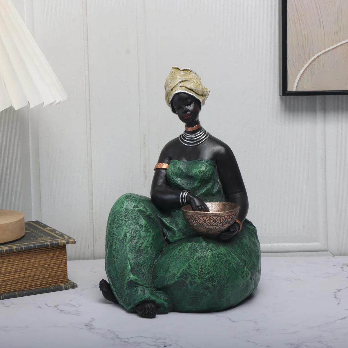1 Stück Vintage afrikanische Stammesfrau-Figur – exotische künstlerische Kunstharz-Bastelstatue für Heimdekoration – einzigartiges Künstlergeschenk – Detail 3