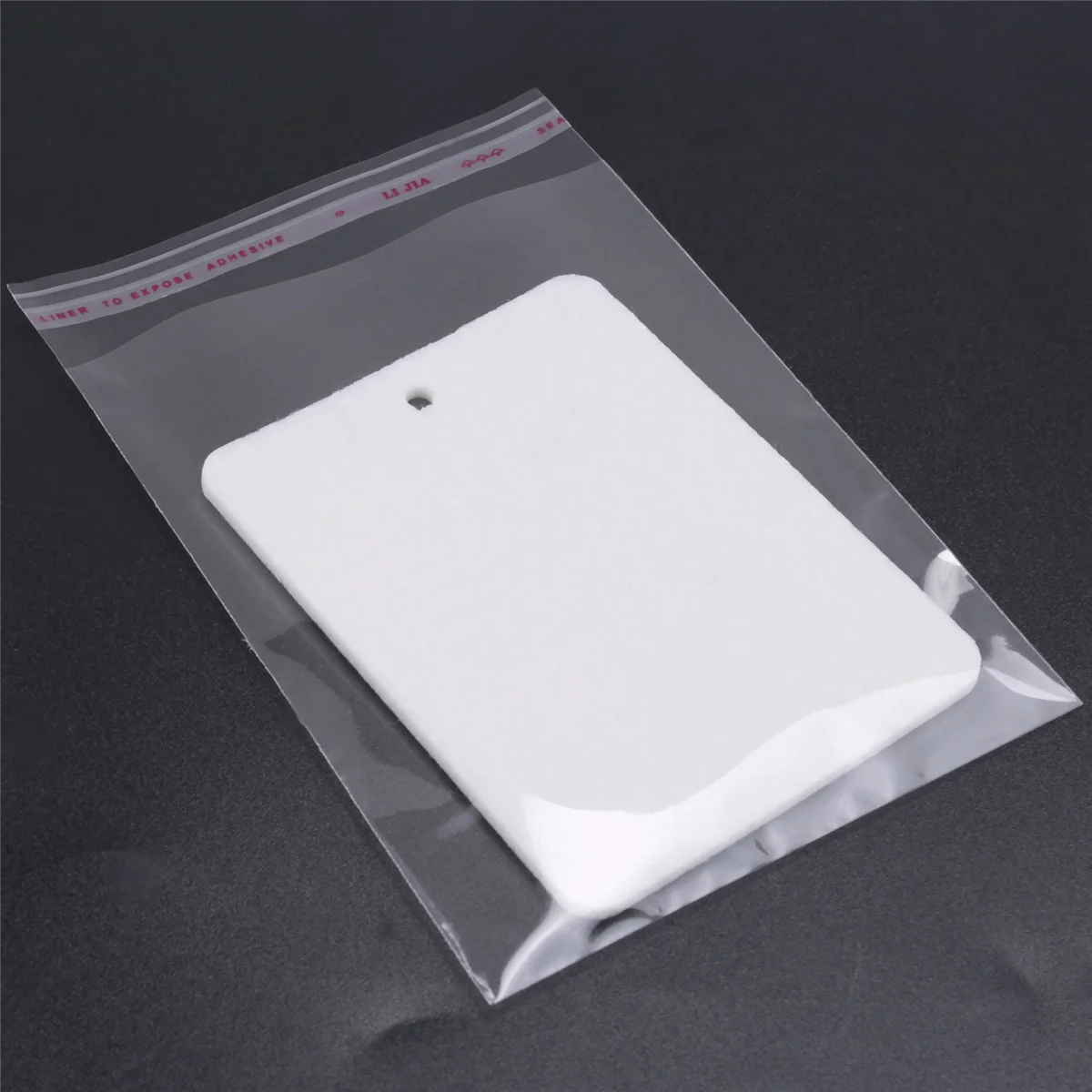 

A32P_200PCS Sublimation Air Freshener Sheets Felt Air Freshener Rectangle Fragrant Sheets with Rope for Car Decoration