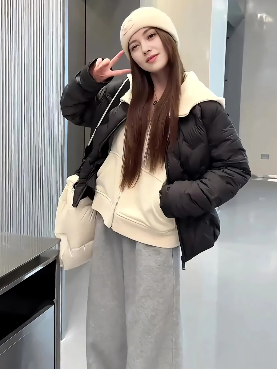 

Зима 2025: Модная легкая теплая однотонная короткая пуховая куртка для женщин, белая, с наполнителем из утиного пуха, для повседневной носки