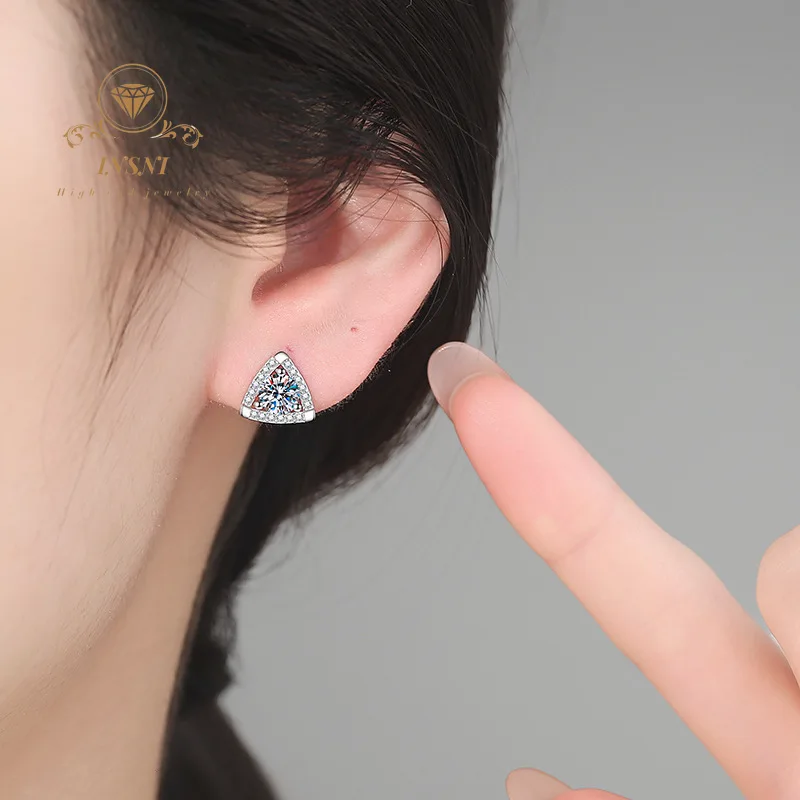 S925 Silver Triangular Moissanite Stud Earrings for Women's Light Luxury Flash Earrings Versatile for Daily Commuting Jewelry