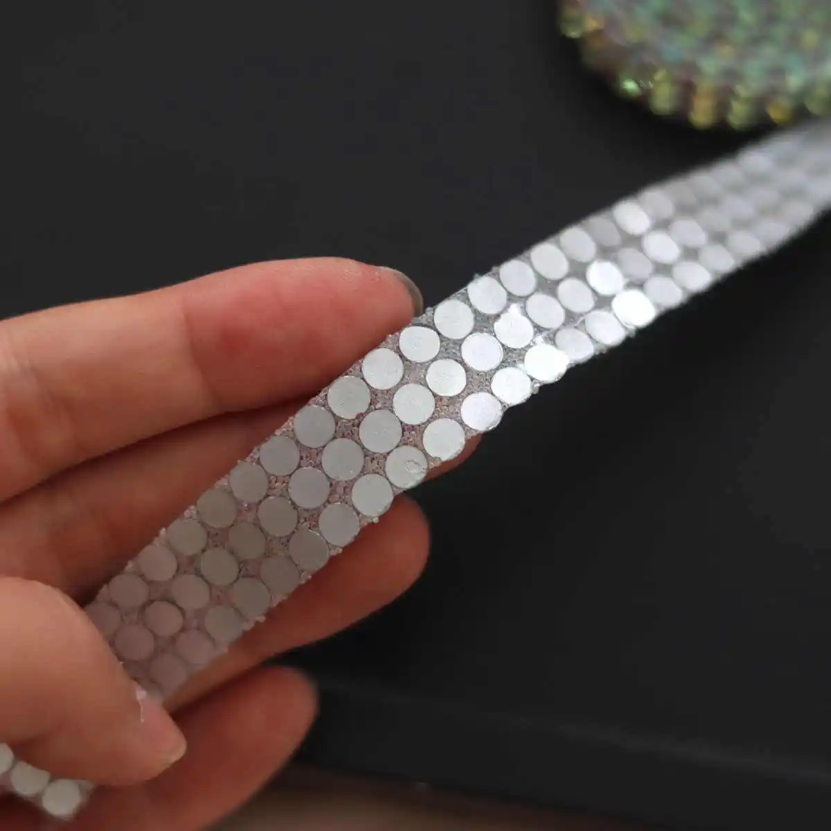 ホワイト AB カラーガラスラインストーンチェーン DIY ダンス服の襟 & 靴の装飾ホットメルト接着剤アイロンプレス