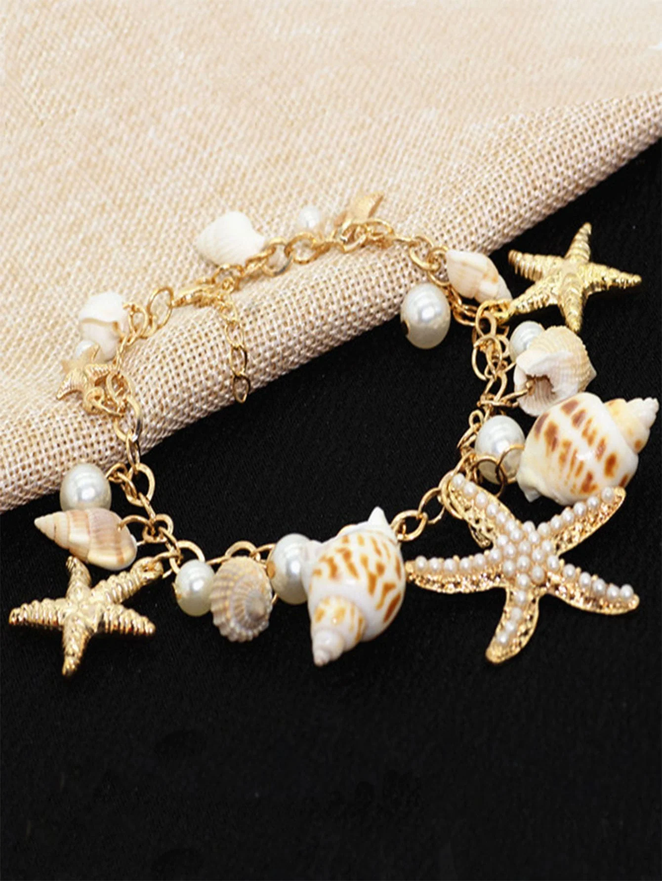 

Bohemian Alloy Pearl Starfish Bracelet for Women Perfect Summer Beach Accessory
