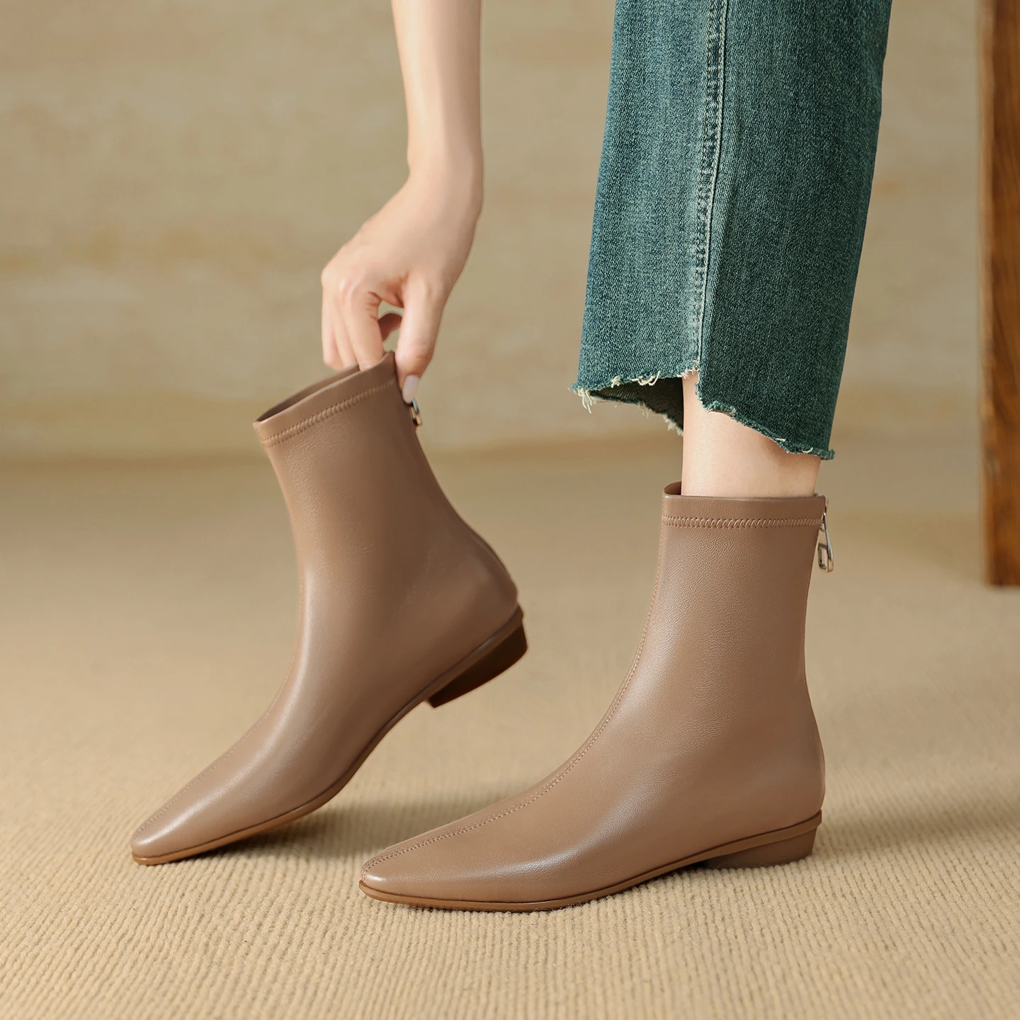 2026 autumn winter women ankle boots natural leather 22-25cm microfiber+sheepskin/plush pointed toe back zip women stretch boots