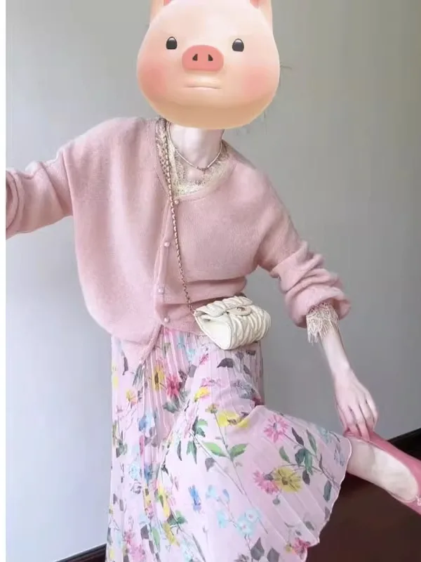 

Комплект из вязаного топа и юбки с цветочным принтом: женский весенний модный ансамбль, удобный свободный крой, средняя талия, длинный рукав, круглый вырез