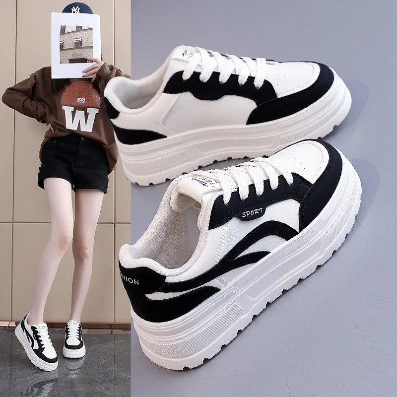 

Autumn 2025 Collection Thick-Soled Sponge Shoes Casual Soft-Sole Versatile Sneakers Simple Everyday Comfortable Footwear