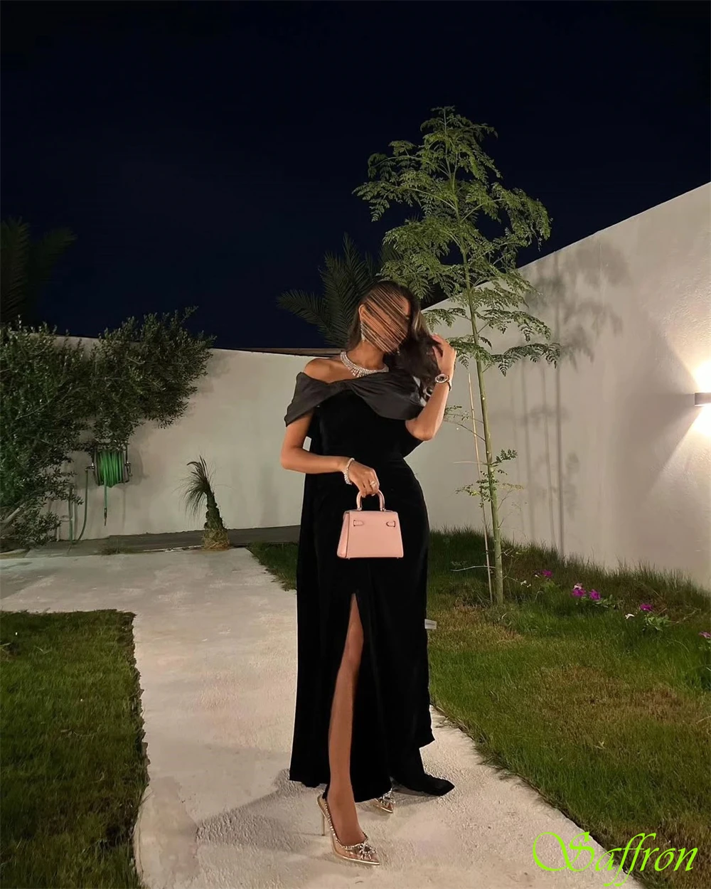 ที่กําหนดเองสีดํา Mermaid ชุดราตรี A-Line ง่าย Sweep Train JERSEY PARTY ชุดปิดไหล่แขนสั้นชุดราตรี