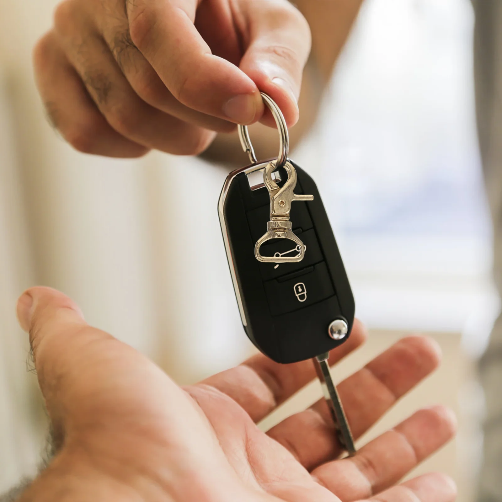 

2 шт. поворотные застежки-когти омара, латунные триггерные карабины, безопасные брелки, сумка, аксессуары для рюкзака, поворотные застежки-когти