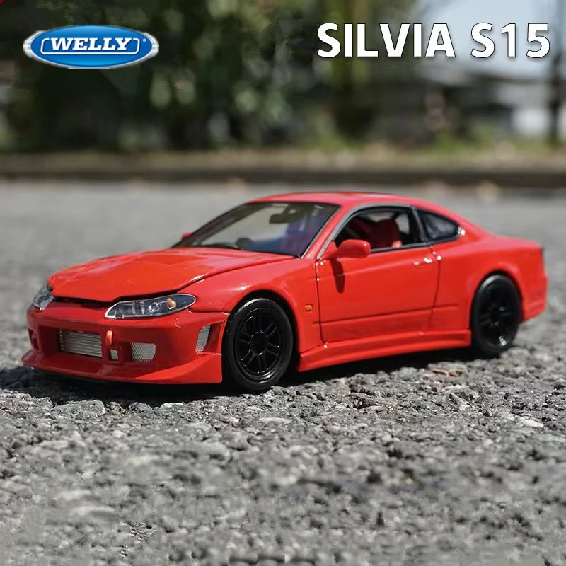 Welly 1/24 Nissan Silvia S15 Alloy Sports Car Model Diecast Metal Toy Racing Car Model High Simulation Collection Childrens Gift