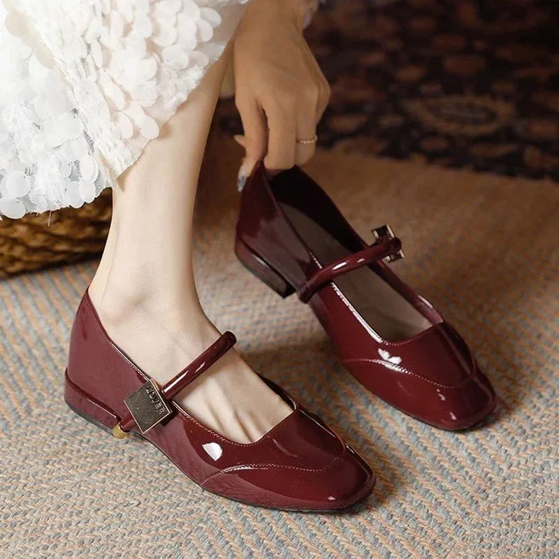 

Spring Summer New Shallow Mouth Mary Jane Women's Shoes Patent Leather Fashionable One-piece French Single Shoes