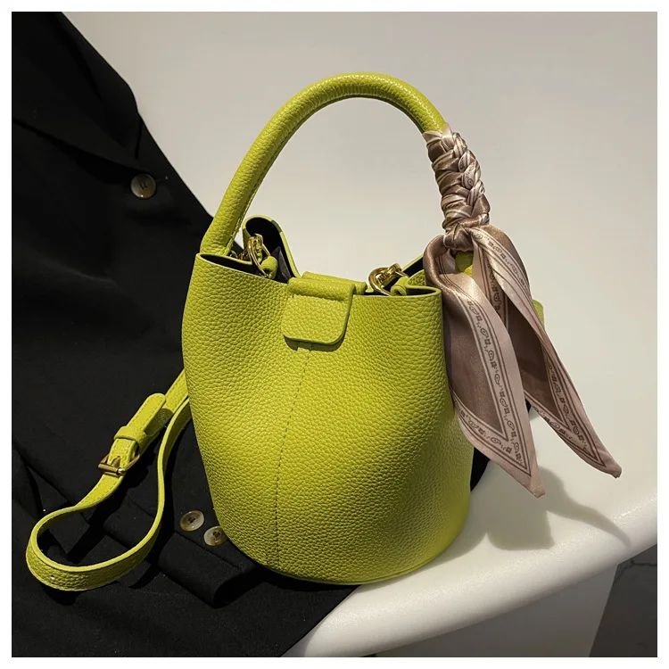 Travel Women\'s Bucket Bag Handbags 2023 Autumn Winter High Quality Fashion One Shoulder With Ribbon Female Messenger Bags Wallet